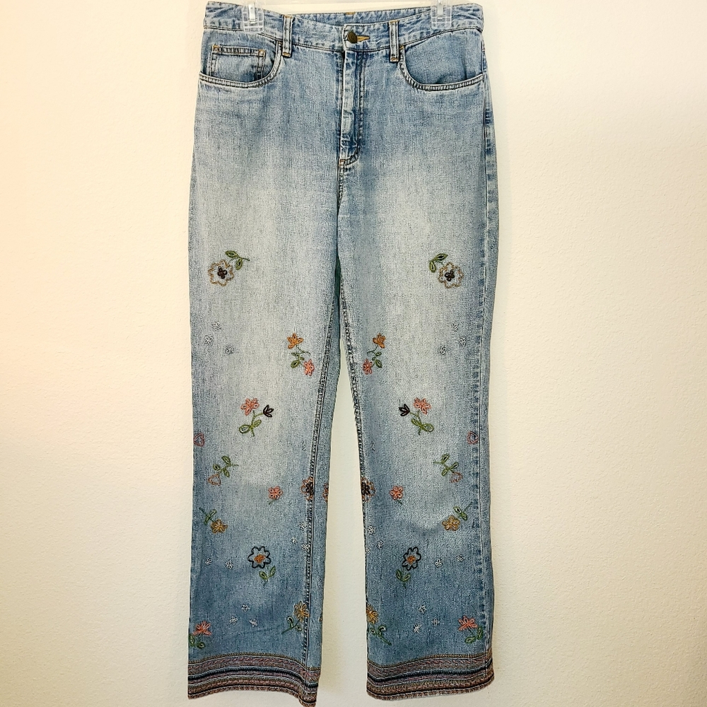 Women jeans, size 8, A380